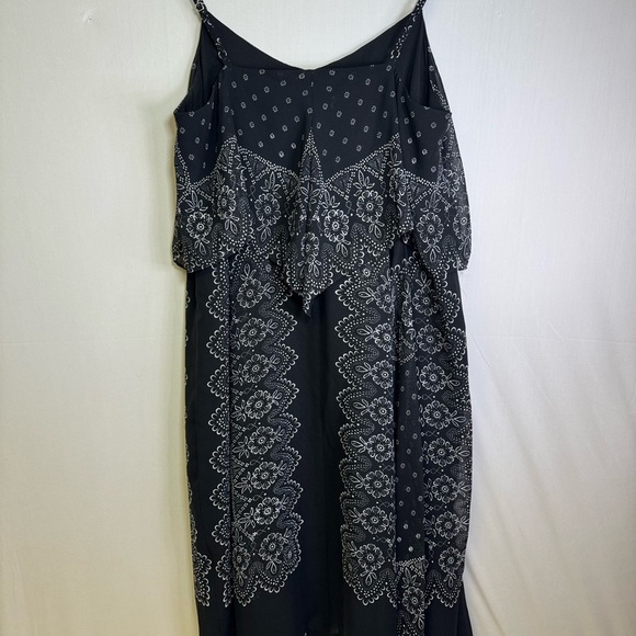 Nanatte Elegant Black and White Patterned bandana Dress - Picture 2 of 7